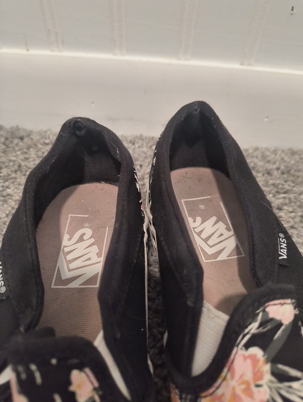Vans Slip ons - Picture 3 of 6